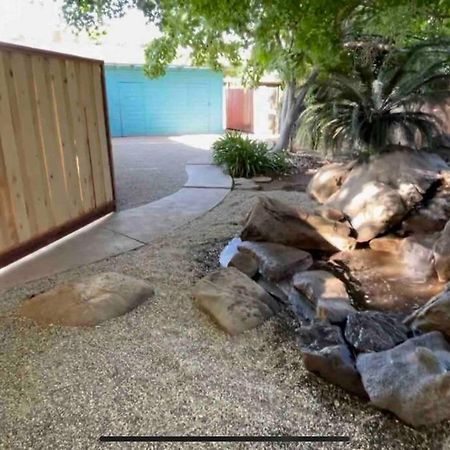 شقة Brand New 2Br Cute Blue Led In North فريسنو المظهر الخارجي الصورة