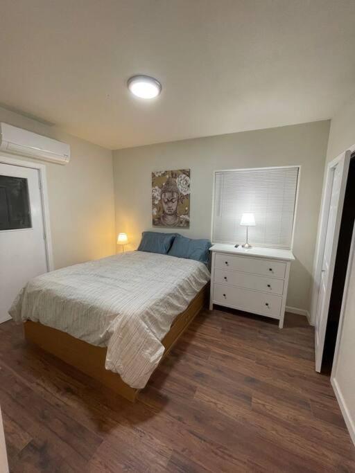 شقة Brand New 2Br Cute Blue Led In North فريسنو المظهر الخارجي الصورة